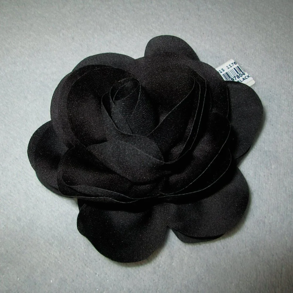 NWT Silky Black Flower Hair Accessory